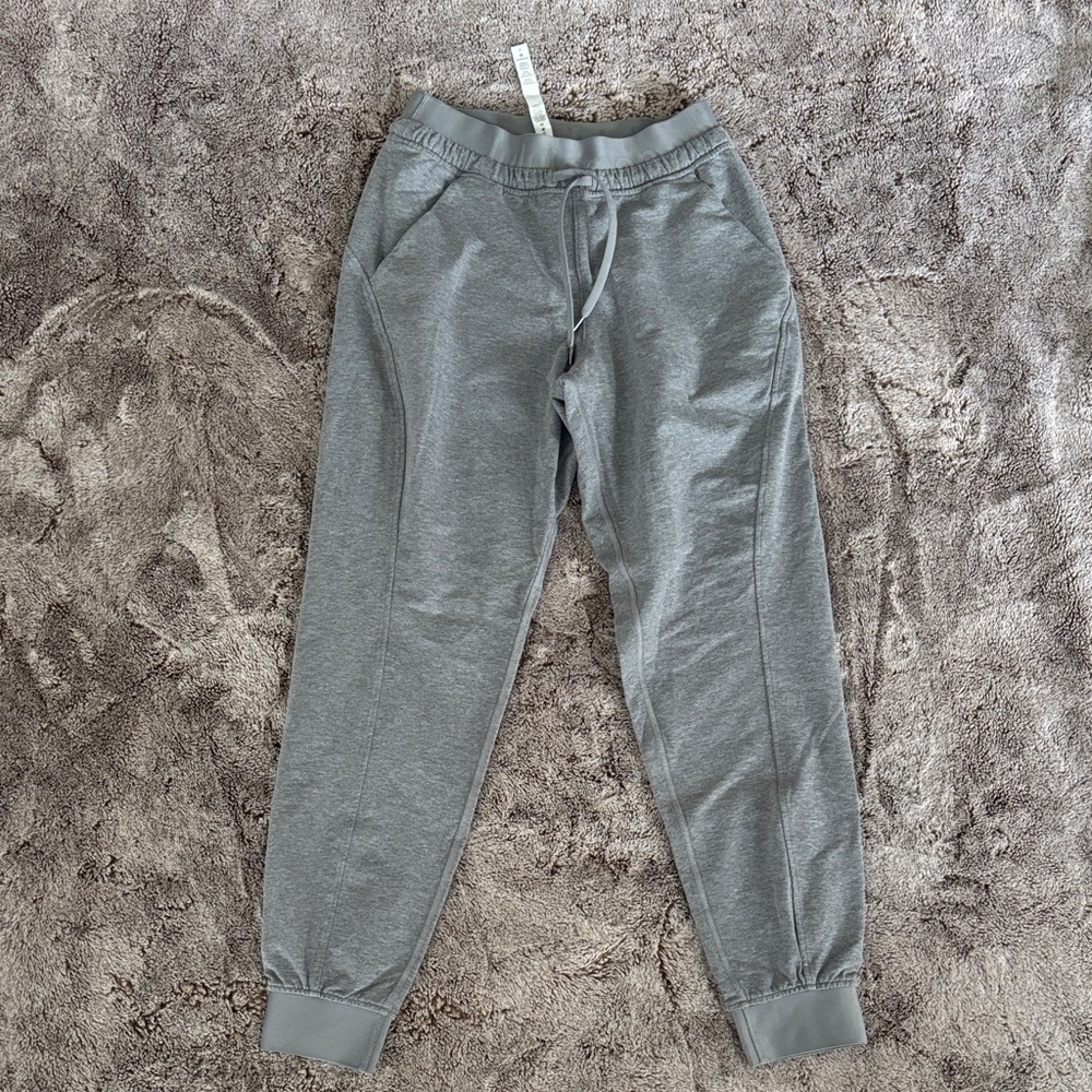 Lululemon Athletica Lulu lemon Gray Jogger Pants / joggers size 4
